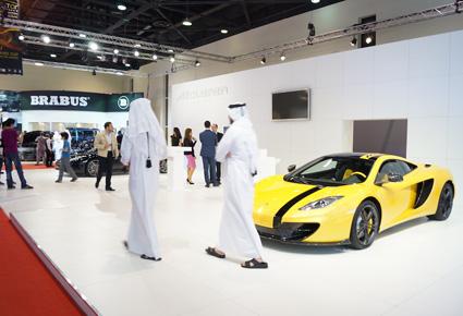 الكشف عن أفخم السيارات في معرض قطر للسيارات